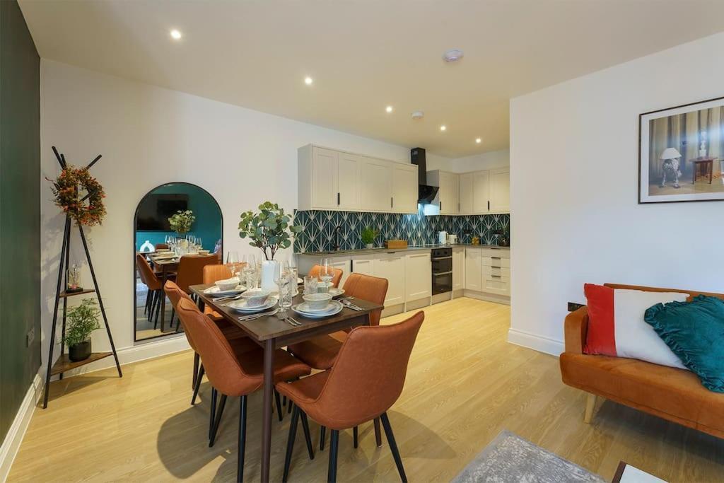 Lilyturf - 2 Bedroom Luxury Apartment By Mint Stays 브리스틀 외부 사진